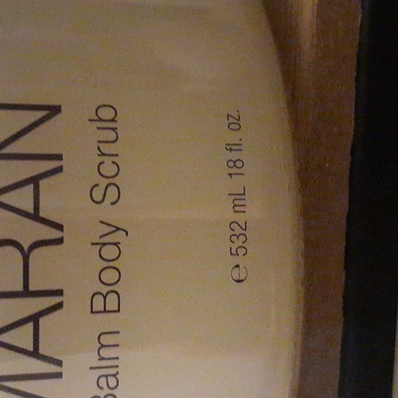 Josie Maran sugar scrub (VANILLA PEAR ) 18 fl. oz. - Picture 3 of 4